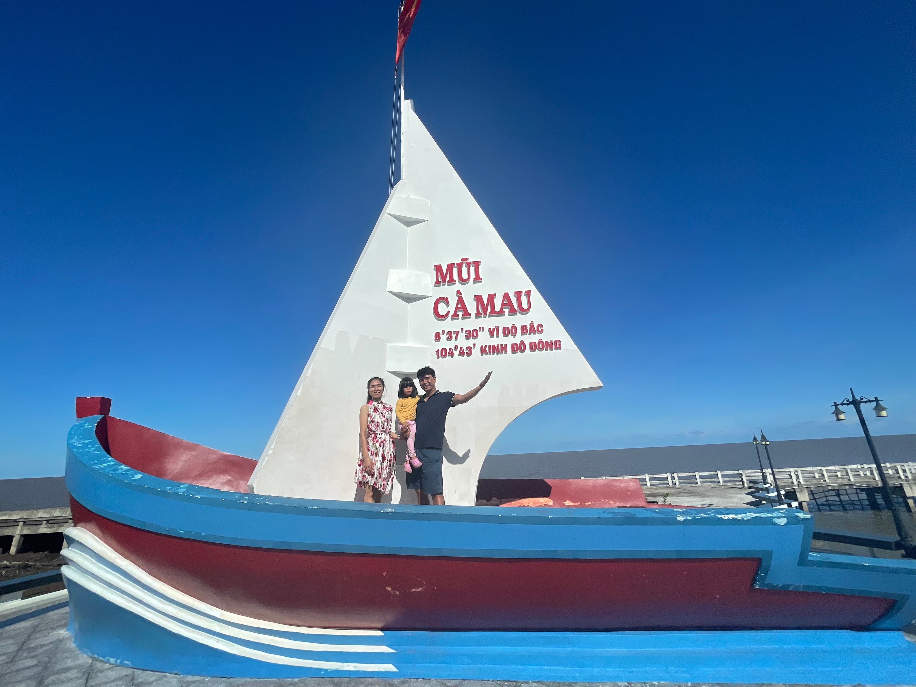 Hành trình Xuyên Việt của Vinfast Lux A